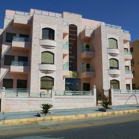 Al Jawad Suites Aqaba Exteriör bild
