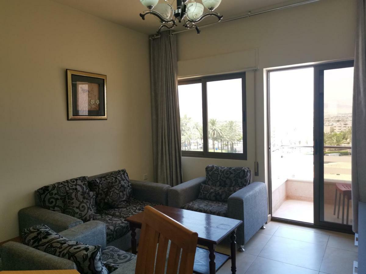 Al Jawad Suites Aqaba Exteriör bild
