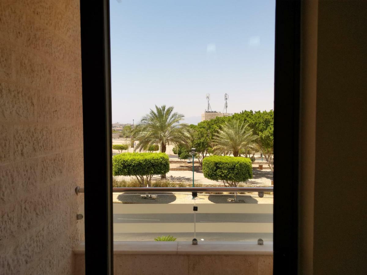 Al Jawad Suites Aqaba Exteriör bild